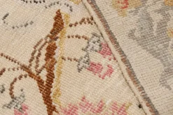 Pamono Runner Rug in Cream with Floral Patterns from R&K Principal Jahanshah Nazmiyal><noscript><img width=