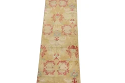 Hot Pamono Runner Rug in Floral Pattern from R&K Principal Jahanshah Nazmiyal