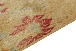 Hot Pamono Runner Rug in Floral Pattern from R&K Principal Jahanshah Nazmiyal