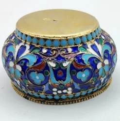 Pamono Russian Silver and Enamel Salt Cellar, 1890s><noscript><img width=
