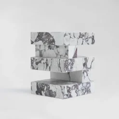 Pamono S Y N C Calacatta Side Table from Kiwano Concept><noscript><img width=