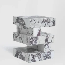Pamono S Y N C Calacatta Side Table from Kiwano Concept><noscript><img width=