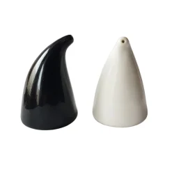 Sale Pamono Salt and Pepper Shakers by Kaj Franck for Arabia, Finland, 1960s, Set of 2