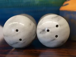 Pamono Salt and Pepper Shakers in Carrara Marble, 1970s> Salt & Pepper Shakers