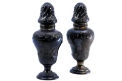 Pamono Salt and Pepper Shakers in Embossed Silver, Set of 2> Salt & Pepper Shakers