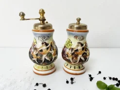 Pamono Salt Shaker and Pepper Mill from Capodimonte, 1960s, Set of 2><noscript><img width=