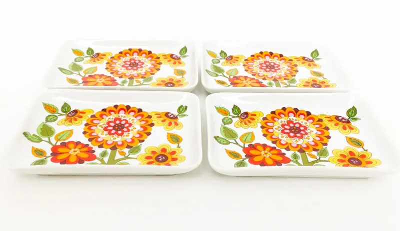 Pamono Santa Catarina Dessert Plates by Schmidt Porcelain, 1970s, Set of 4> Dinner Plates & Bowls