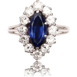 Pamono Sapphire and Diamonds Ring in 18 Karat White Gold, 1970s> Rings