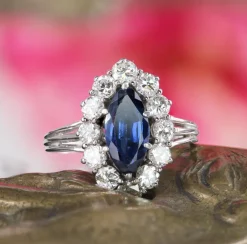 Pamono Sapphire and Diamonds Ring in 18 Karat White Gold, 1970s><noscript><img width=