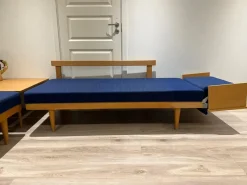 Outlet Pamono Scandinavian Dangle Daybeds and Table by Ingmar Relling & Haldor Vik for Ekornes, 1960s, Set of 3