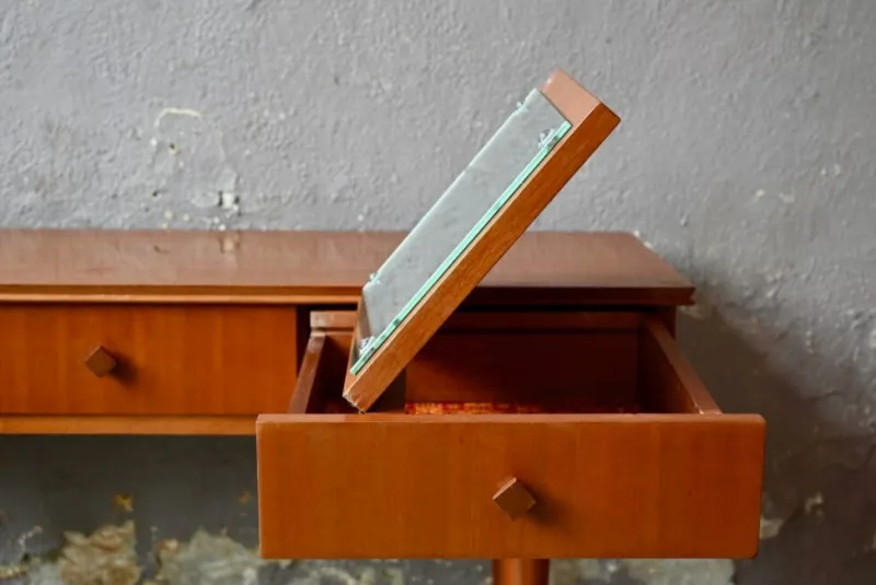 Discount Pamono Scandinavian Modern Desk or Console with Drawers, 1960s