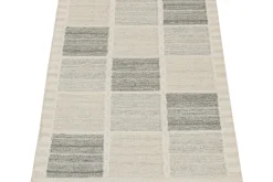 Pamono Scandinavian Style Kilim in Geometric Patterns from R&K Principal Jahanshah Nazmiyal> Carpets & Textiles|Carpets & Textiles
