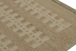 Sale Pamono Scandinavian Style Kilim Rug in Beige with Geometric Patterns from R&K Principal Jahanshah Nazmiyal