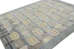 Hot Pamono Scandinavian Style Rug with Geometric Patterns from R&K Principal Jahanshah Nazmiyal