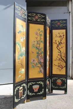 Pamono Screen in Chinese Lacquer with Enamel and Lotus Flower Decorations, 1950s><noscript><img width=