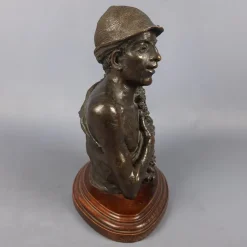 Pamono Sculpture Bust of a Peasant with Bunches of Grapes, Late 1800s, Bronze on a Wooden Base><noscript><img width=