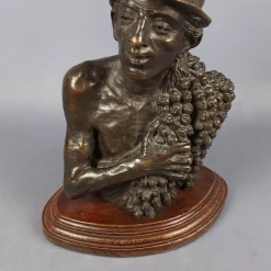 Pamono Sculpture Bust of a Peasant with Bunches of Grapes, Late 1800s, Bronze on a Wooden Base><noscript><img width=