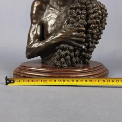 Pamono Sculpture Bust of a Peasant with Bunches of Grapes, Late 1800s, Bronze on a Wooden Base><noscript><img width=