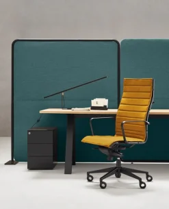 Pamono Season Slim Armchair by Quinti Sedute><noscript><img width=