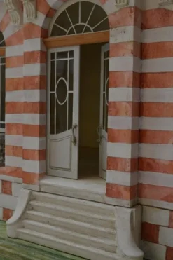 Pamono Second Empire Red Brick Doll House by Eric Lansdown><noscript><img width=