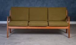 Discount Pamono Senator Sofa in Teak by Ole Wanscher for France & Søn / France & Daverkosen, Denmark, 1960s