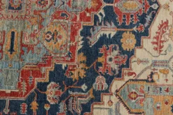 Hot Pamono Serapi Style Rug with Medallion Pattern from R&K Principal Jahanshah Nazmiyal