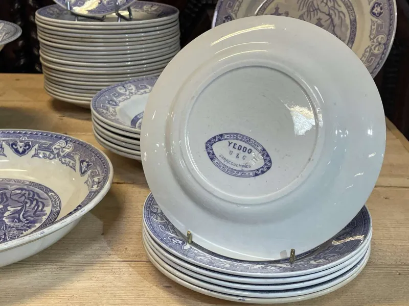Pamono Service from Yeddo Sarreguemines, Early 20th Century, Set of 67> Dinner Plates & Bowls