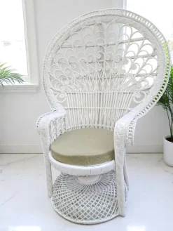 Sale Pamono Set of Mid-Century White Rattan & Wicker Peacock Chair and Ottoman, 1970s