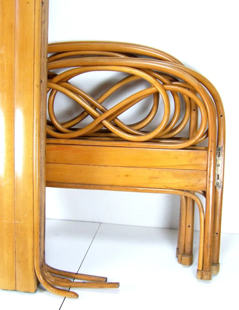 Discount Pamono Set of Nr. 2 Beds from Thonet, 1879