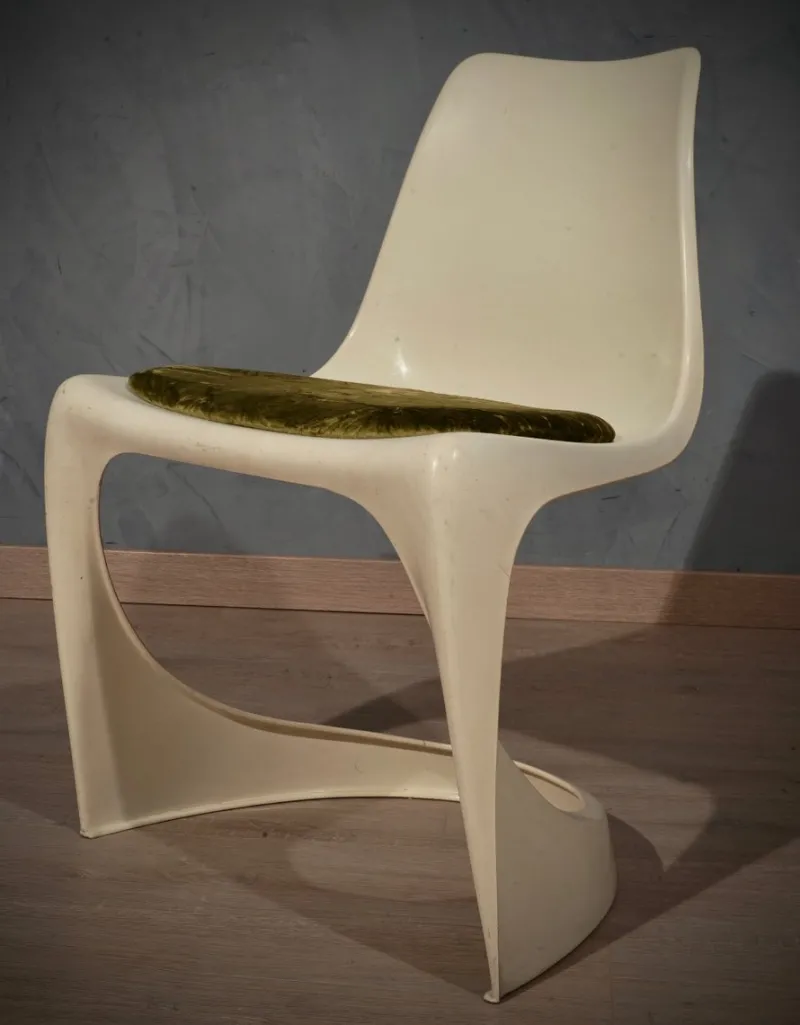 Pamono Set of Plastic White Chairs by Steen Ostergaard, 1970s> Office Chairs