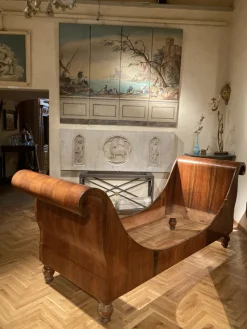 Pamono Set of 19th Century Italian Empire Flamed Walnut Sleigh Beds or Daybeds><noscript><img width=