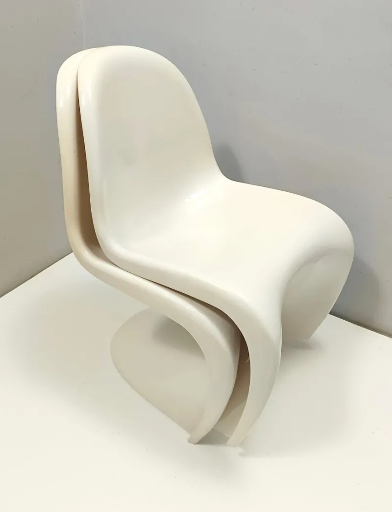 Sale Pamono Set of Vintage Ivory Plastic Side Chairs, 1990s