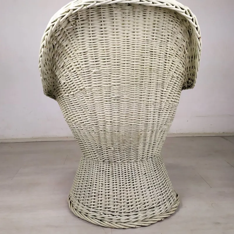 Pamono Set of Vintage White Rattan Armchair and Table> Garden Seating