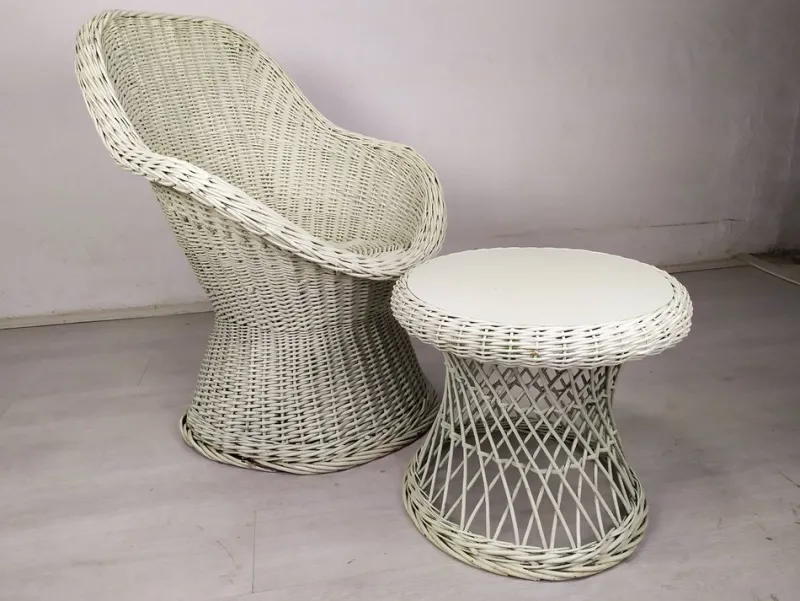 Pamono Set of Vintage White Rattan Armchair and Table> Garden Seating