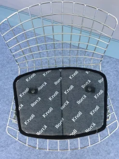 Pamono Set of Wire Children's Chairs by Harry Bertoia for Knoll Inc. / Knoll International><noscript><img width=
