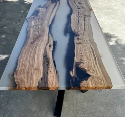Pamono Seta Table in Epoxy Resin by Andrea Toffanin for Hood - Back & Forth Design><noscript><img width=