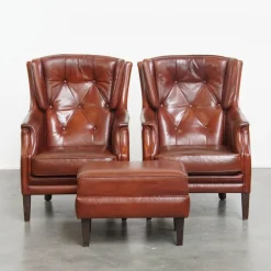 Pamono Sheepskin Chesterfield Armchairs and Ottoman, Set of 3> Lounge Chairs & Armchairs