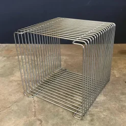 Pamono Side Table & 3 Pantonova Chairs by Verner Panton for Fritz Hansen, 1971, Set of 4><noscript><img width=