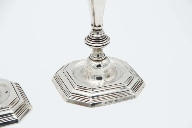 Pamono Silver Candlesticks with Octagonal Embossed Bases, Set of 2> Candleholders