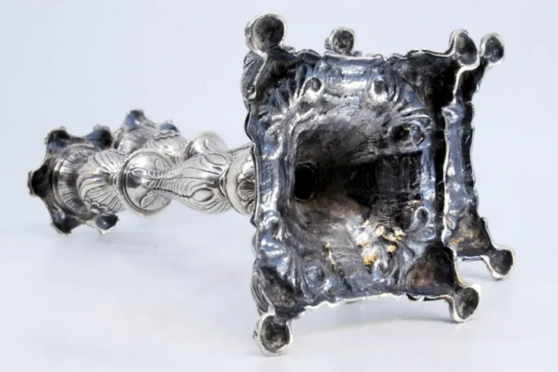 Pamono Silver Candlesticks with Stems Embossed with Palms, Set of 2> Candleholders
