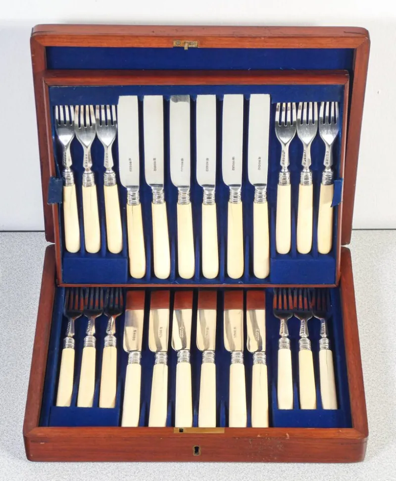 Pamono Silver Cutlery Service by Henry Wilkinson, 1872, Set of 24> Cutlery & Serving Utensils