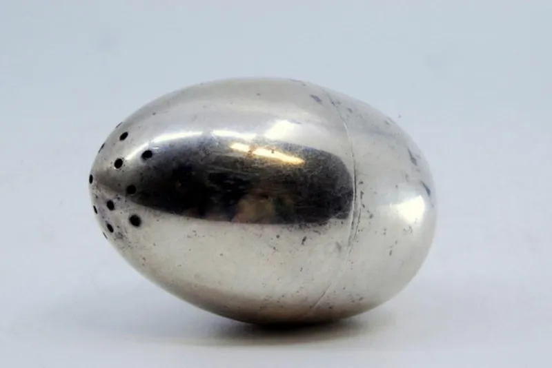 Best Pamono Silver Egg-Shaped Salt Shaker with Ballast Inside