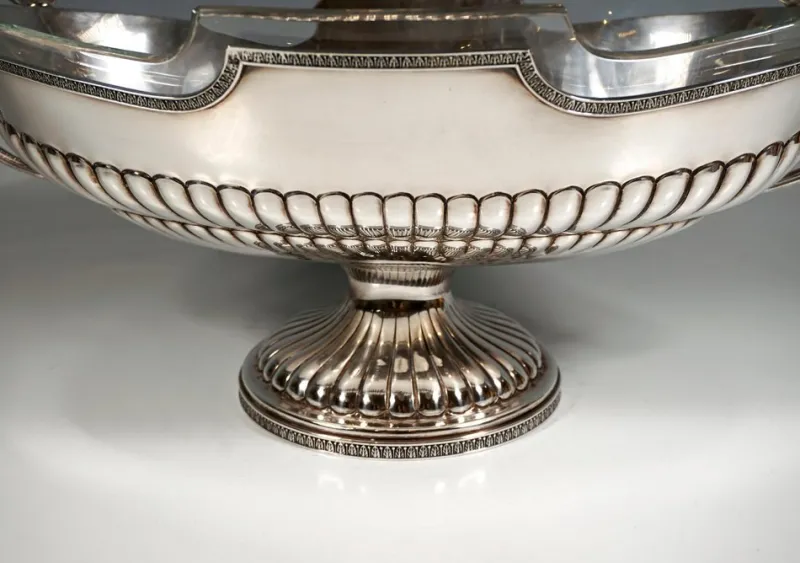 Pamono Silver Jardiniere with Swan Busts and Glass Inlay from Pietrasanta & C., Italy, 1950> Dinnerware Accessories