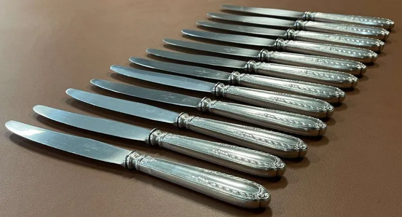 Pamono Silver Metal and Stainless Steel Knives from Paris Ravinet, Set of 12> Cutlery & Serving Utensils