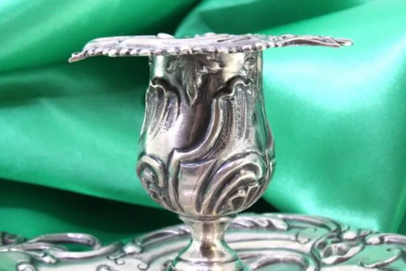 Pamono Silver Paddle with Reliefs, Applications and Cutouts & Handle Resting on a Circular Base> Candleholders