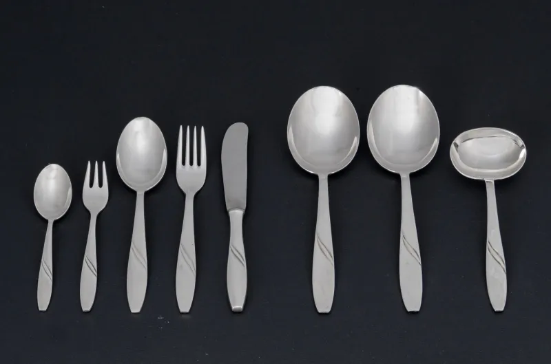 Pamono Silver-Plated Cutlery Set for 6, 1950s, Set of 33> Cutlery & Serving Utensils