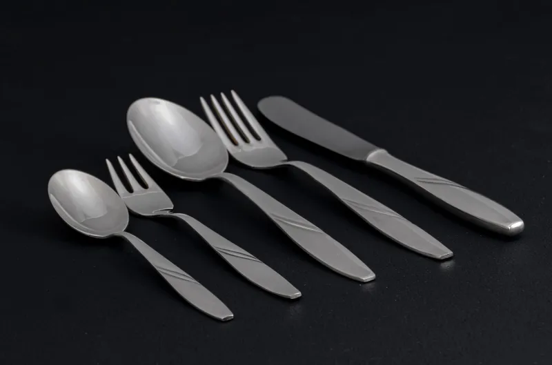 Pamono Silver-Plated Cutlery Set for 6, 1950s, Set of 33> Cutlery & Serving Utensils