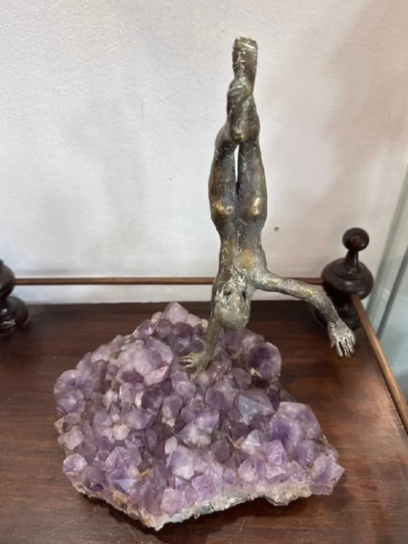 New Pamono Simone Di Gesaro, Acrobatic Jump, Bronze on Amethyst Base, 1970s