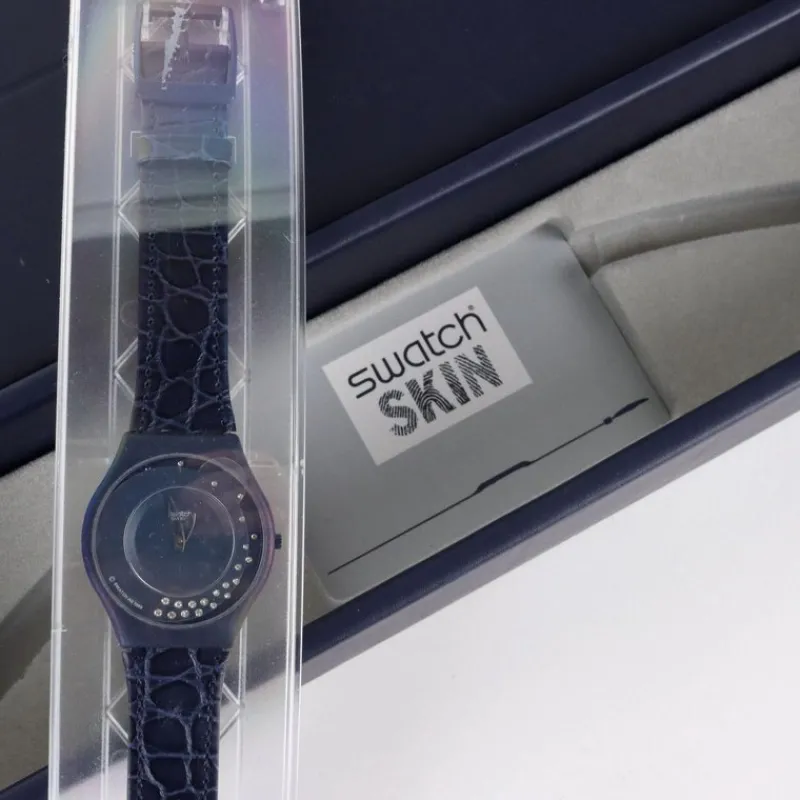 Pamono Skin Starry Night 21 Diamanti SFZ 101 Watch from Swatch> Watches