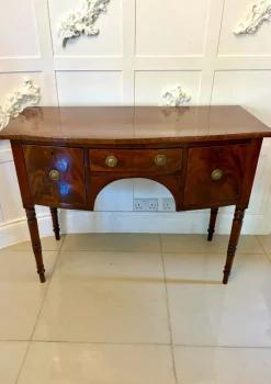 Pamono Small Antique George III Figured Mahogany Bow Front Sideboard, 1800s> Sideboards & Buffets